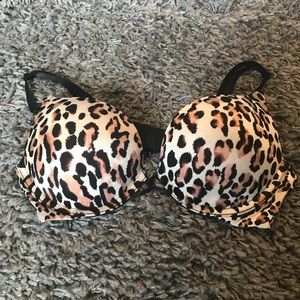 34A Victoria’s Secret Bra